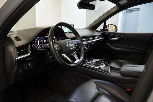 2019 Audi Q7 55 Premium Plus