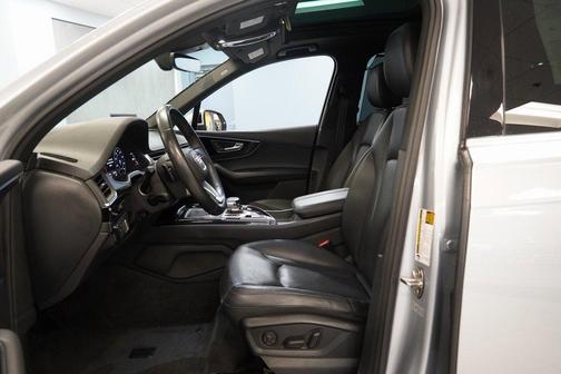 2019 Audi Q7 55 Premium Plus
