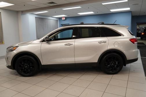 2019 Kia Sorento S