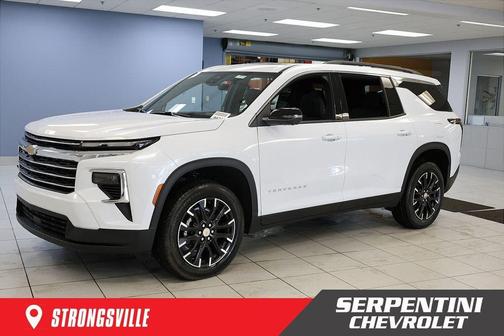 Polar White 2026 Chevrolet Traverse LT