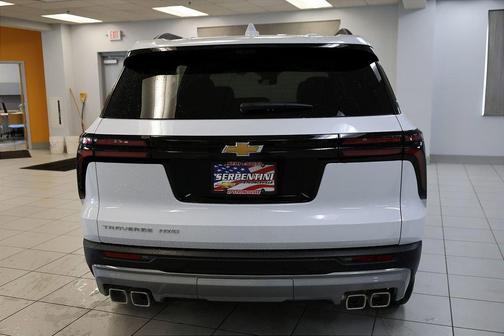 Polar White 2026 Chevrolet Traverse LT