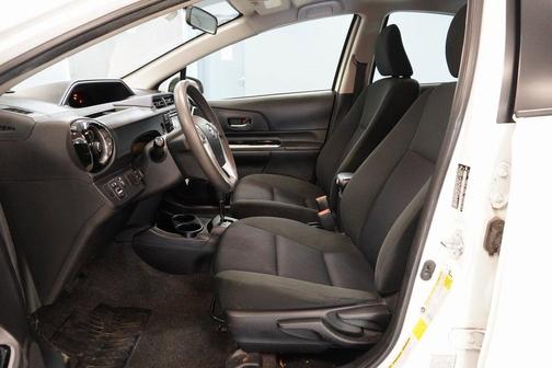 2016 Toyota Prius c Four
