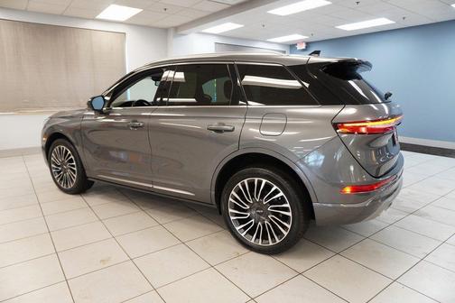 2021 Lincoln Corsair Standard