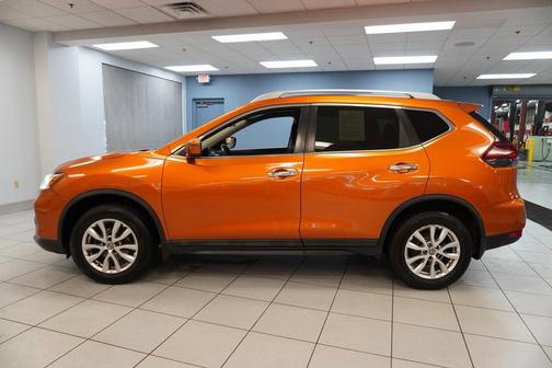 2018 Nissan Rogue SV