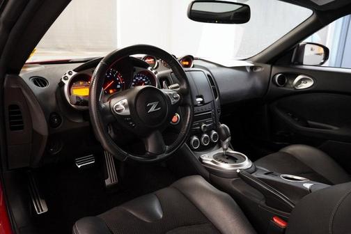2011 Nissan 370Z Touring