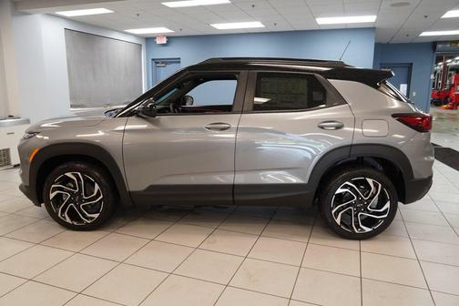 Sterling Gray Metallic 2026 Chevrolet Trailblazer RS
