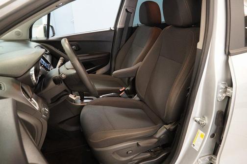 2021 Chevrolet Trax LS