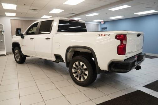 2024 Chevrolet Silverado 2500 Custom