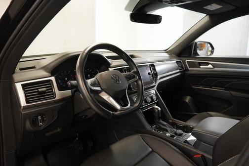 2020 Volkswagen Atlas Cross Sport 2.0T SEL