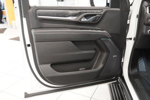White Frost Tri-Coat 2021 GMC Yukon XL Denali