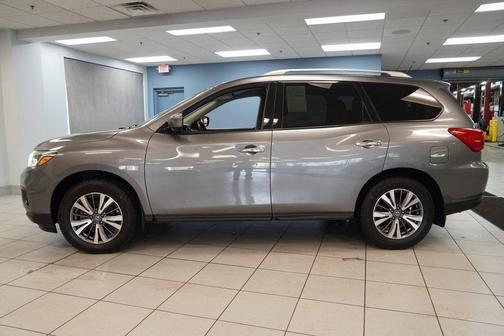 2017 Nissan Pathfinder S