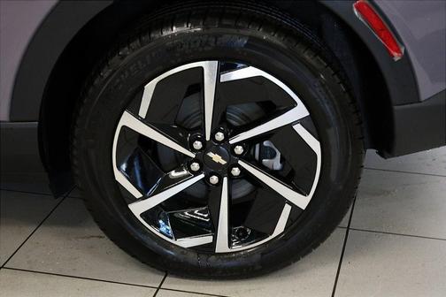 2026 Chevrolet Equinox EV LT 2