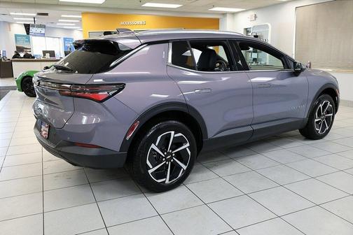 2026 Chevrolet Equinox EV LT 2