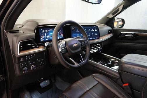 Black 2025 Chevrolet Suburban High Country