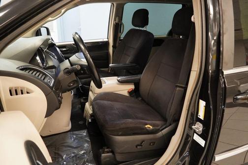 2011 Chrysler Town & Country Touring