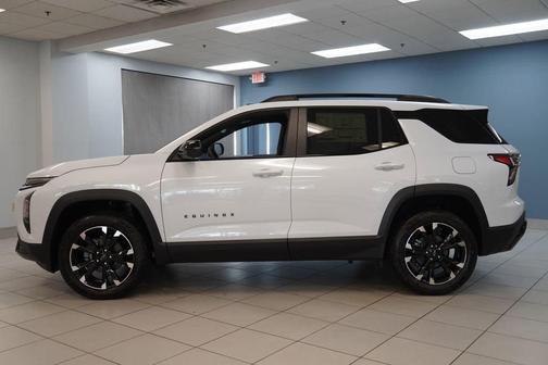 Polar White 2026 Chevrolet Equinox RS