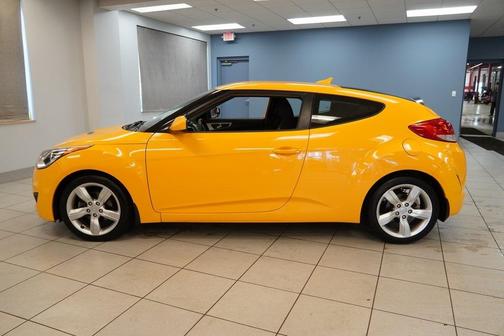 2013 Hyundai Veloster Base