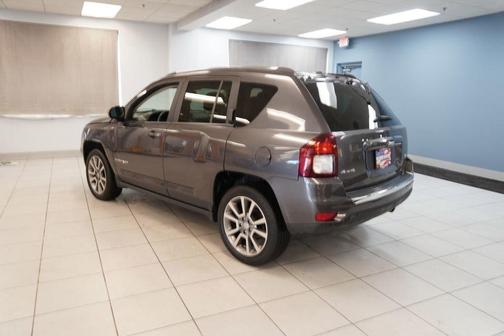 Granite Crystal Clearcoat Metallic 2017 Jeep Compass High Altitude