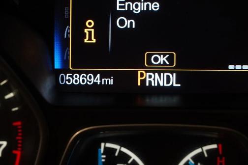 Oxford White 2016 Ford Focus SE