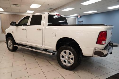 Bright White Clearcoat 2018 RAM 2500 Tradesman