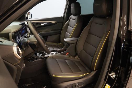 Mosaic Black Metallic 2026 Chevrolet Trailblazer ACTIV