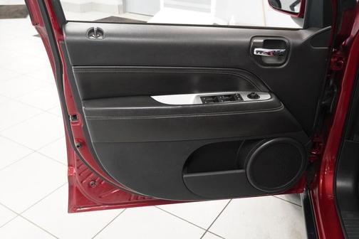 Deep Cherry Red Crystal Pearlcoat 2016 Jeep Compass High Altitude