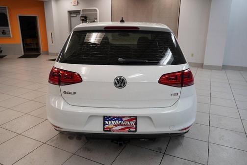 2016 Volkswagen Golf TSI S 4-Door