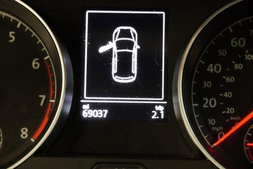 2016 Volkswagen Golf TSI S 4-Door