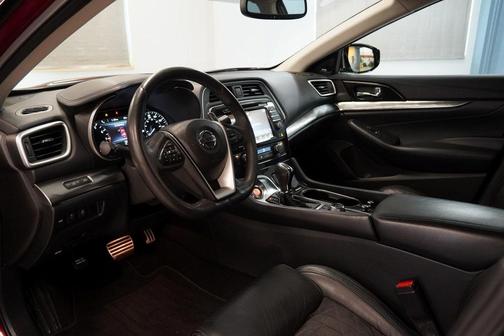 2017 Nissan Maxima 3.5 SR