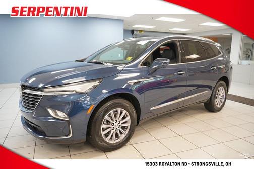 2023 Buick Enclave Essence
