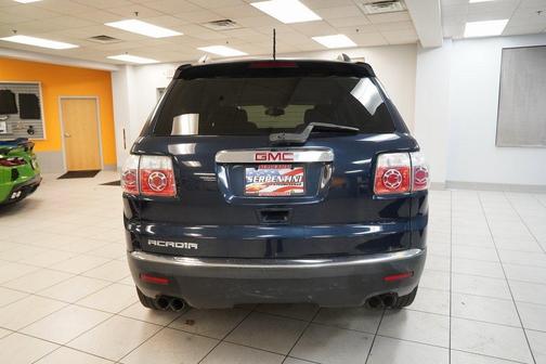 2011 GMC Acadia SL