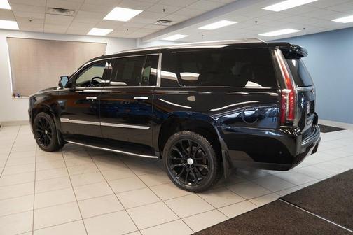 2020 Cadillac Escalade ESV Luxury
