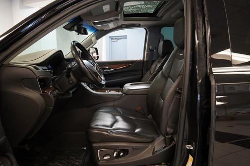 2020 Cadillac Escalade ESV Luxury