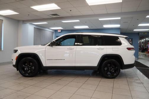 2021 Jeep Grand Cherokee L Laredo