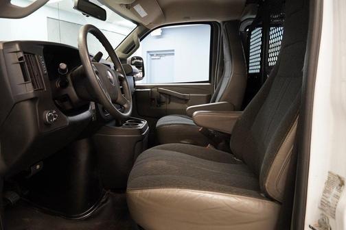 2019 GMC Savana 2500 Work Van
