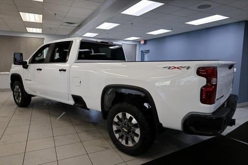 2026 Chevrolet Silverado 2500 Custom