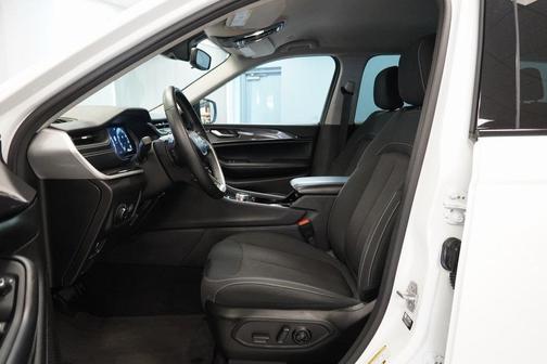 2022 Jeep Grand Cherokee Laredo