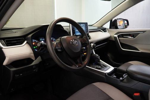 2019 Toyota RAV4 Hybrid XLE