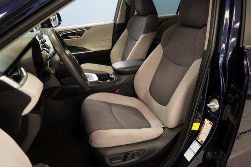 2019 Toyota RAV4 Hybrid XLE