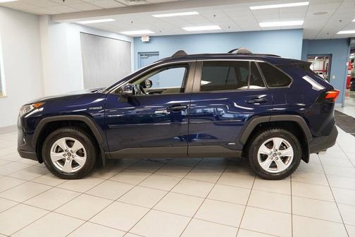 2019 Toyota RAV4 Hybrid XLE