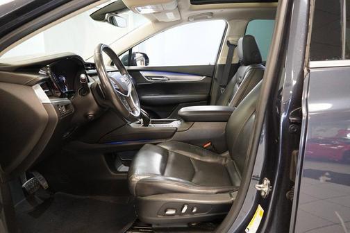 2018 Cadillac XT5 Premium Luxury