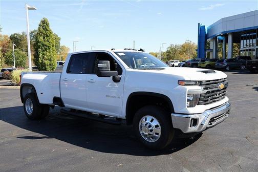 2026 Chevrolet Silverado 3500 LT