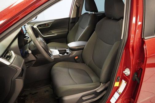 2020 Toyota RAV4 Hybrid LE