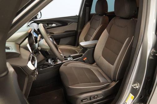 Sterling Gray Metallic 2023 Chevrolet Trailblazer LT
