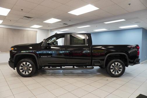 2025 Chevrolet Silverado 2500 Custom