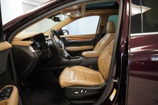 2018 Cadillac XT5 Platinum