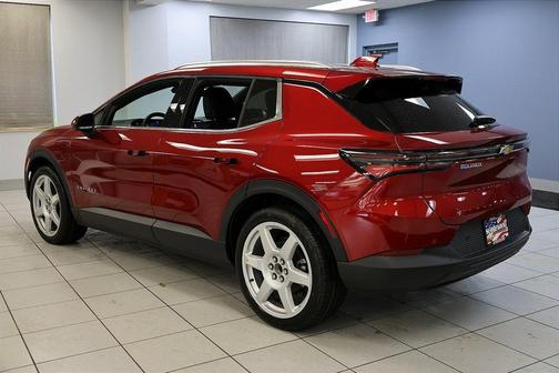 2026 Chevrolet Equinox EV LT 2