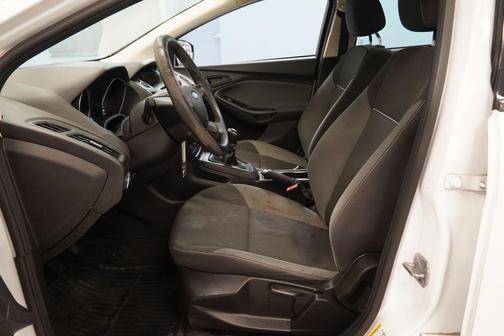 Oxford White 2012 Ford Focus S