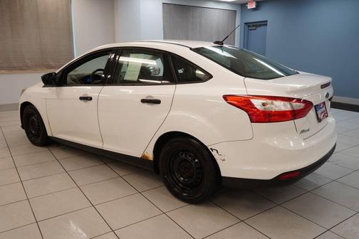Oxford White 2012 Ford Focus S