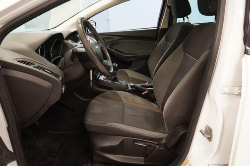 Oxford White 2012 Ford Focus S